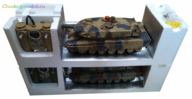 картинка Танковый бой  на радиоуправлении Леопард 2А5 против Леопард 2А5 арт. Huan Qi - 558 от магазина Чудо Городок