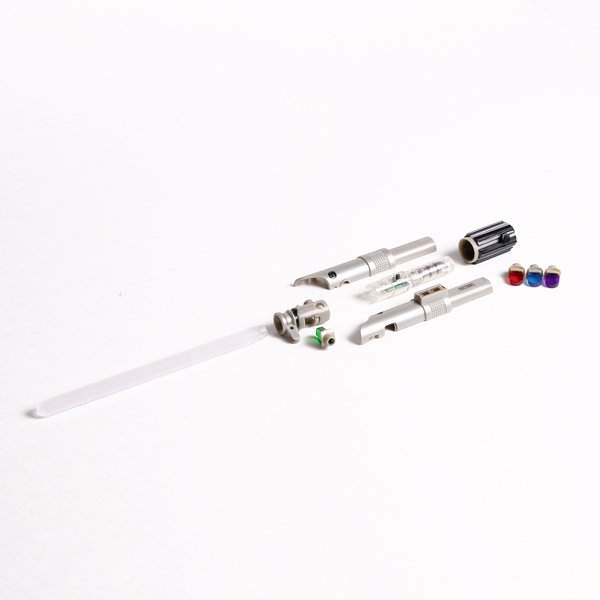 картинка Star Wars Science 15071 Звездные Войны Мини-световой меч (2 сменные линзы, 4 кристалла) от магазина Чудо Городок